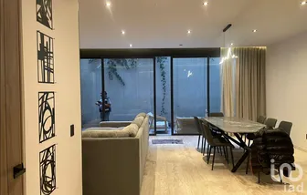 NEX-299356 - Departamento en Renta, con 4 recamaras, con 2 baños, con 180 m2 de construcción.