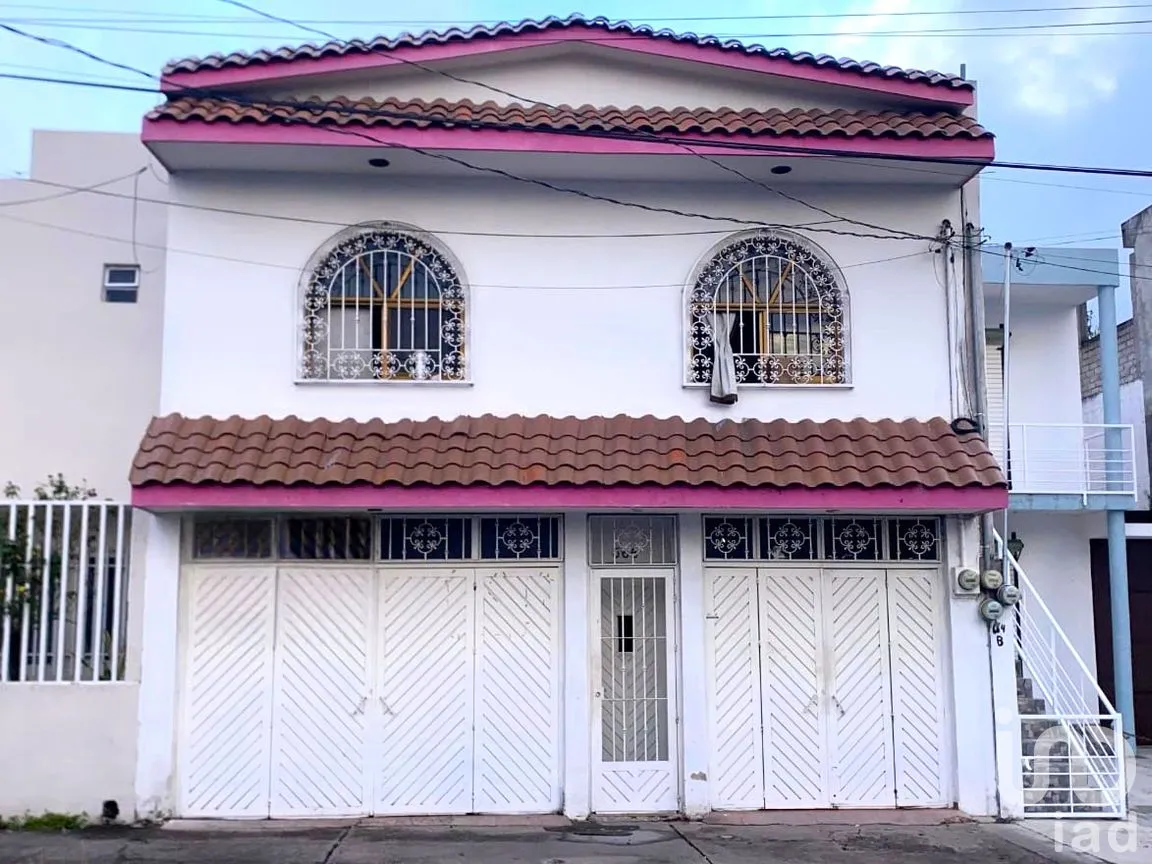 Casa en Venta en Santa Teresita, Tepic, Nayarit | NEX-292167 | iad México | Foto 1 de 16
