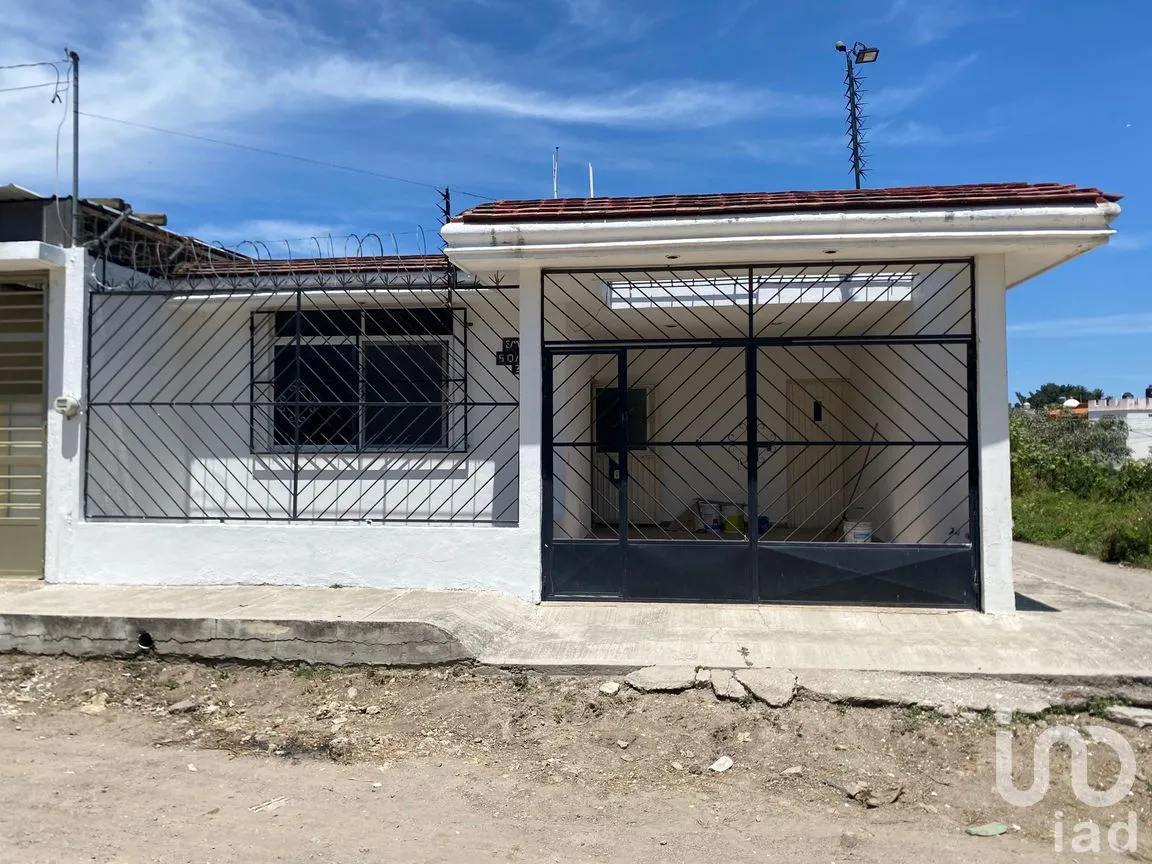Casa en Venta en Luis Donaldo Colosio, Tepic, Nayarit | NEX-295060 | iad México | Foto 1 de 20
