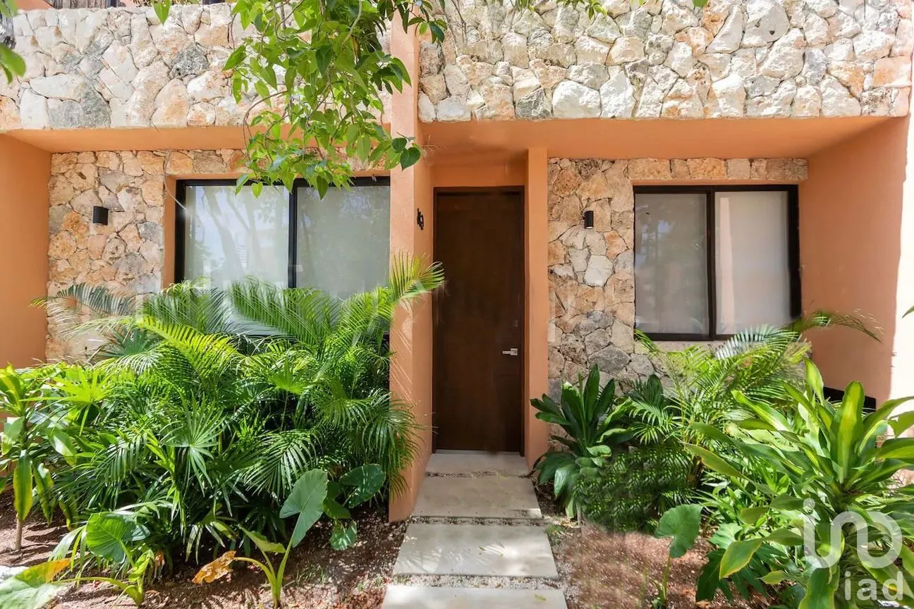Casa en Venta en Tulum Centro, Tulum, Quintana Roo | NEX-237660 | iad México | Foto 1 de 36
