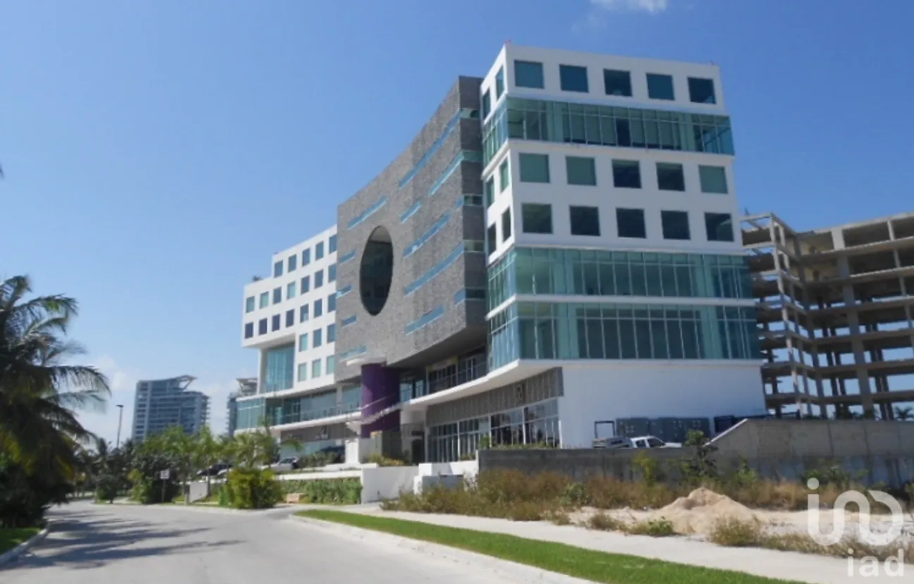 Oficina en Renta en Supermanzana 3 Centro, Benito Juárez, Quintana Roo | NEX-12578 | iad México | Foto 2 de 8