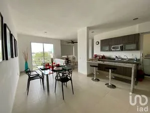 NEX-150302 - Departamento en Renta, con 2 recamaras, con 2 baños, con 79 m2 de construcción en Supermanzana 40, CP 77507, Quintana Roo.