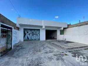 NEX-169823 - Local en Venta, con 275 m2 de construcción.