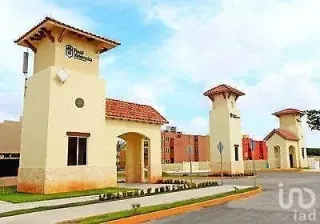 NEX-18697 - Departamento en Renta, con 2 recamaras, con 1 baño, con 60 m2 de construcción en Real Valencia, CP 77539, Quintana Roo.