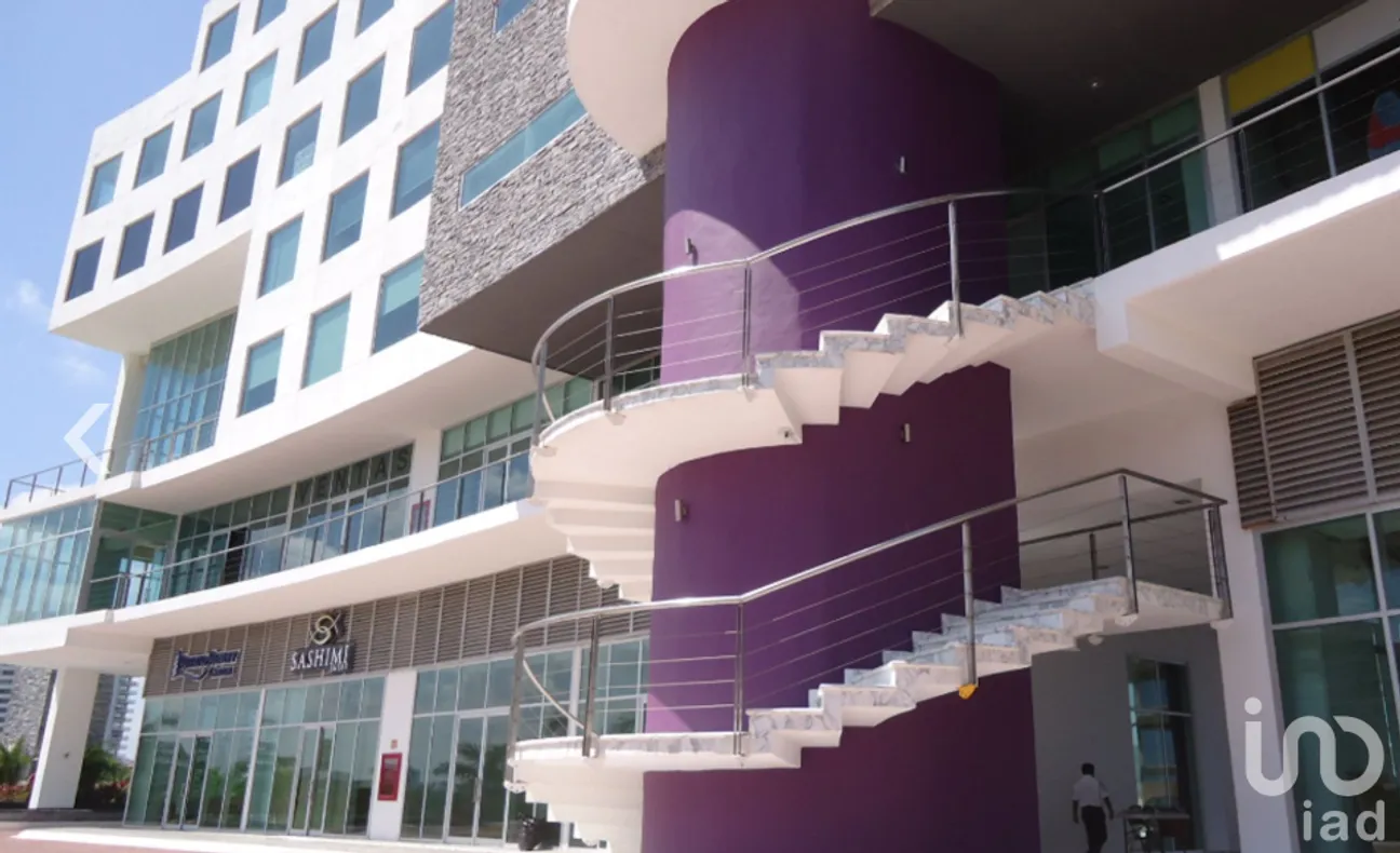 Oficina en Renta en Supermanzana 3 Centro, Benito Juárez, Quintana Roo | NEX-21913 | iad México | Foto 2 de 12