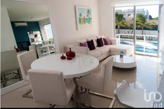 NEX-245289 - Departamento en Venta, con 2 recamaras, con 2 baños, con 80 m2 de construcción en Supermanzana 40, CP 77507, Quintana Roo.