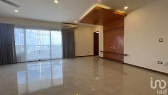 NEX-309002 - Departamento en Renta, con 3 recamaras, con 3 baños, con 220 m2 de construcción.