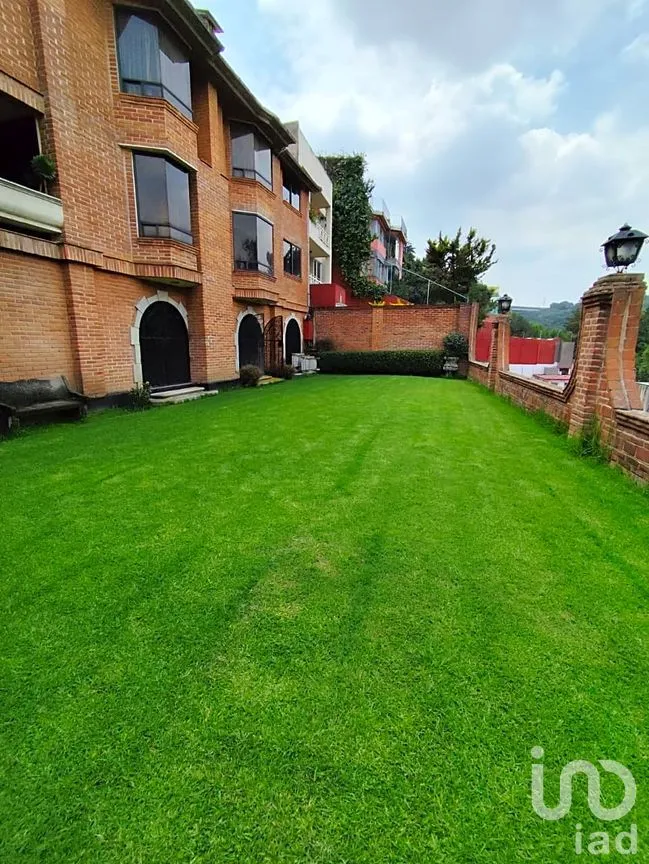 Casa en Venta en Lomas de las Águilas, Álvaro Obregón, Ciudad de México | NEX-240017 | iad México | Foto 2 de 29