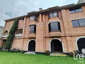 NEX-240017 - Casa en Venta, con 3 recamaras, con 4 baños, con 600 m2 de construcción en Lomas de las Águilas, CP 01730, Ciudad de México.