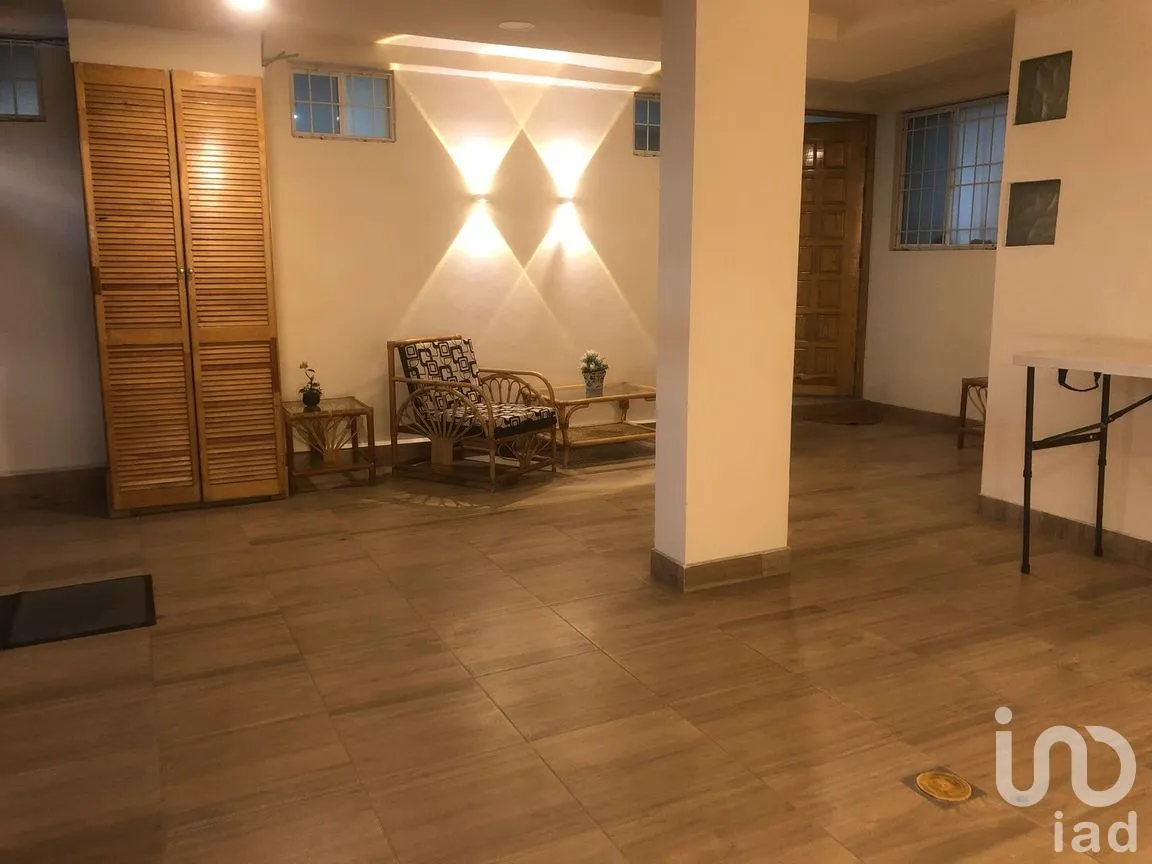 Casa en Venta en Oxtopulco Universidad, Coyoacán, Ciudad de México | NEX-243341 | iad México | Foto 3 de 41