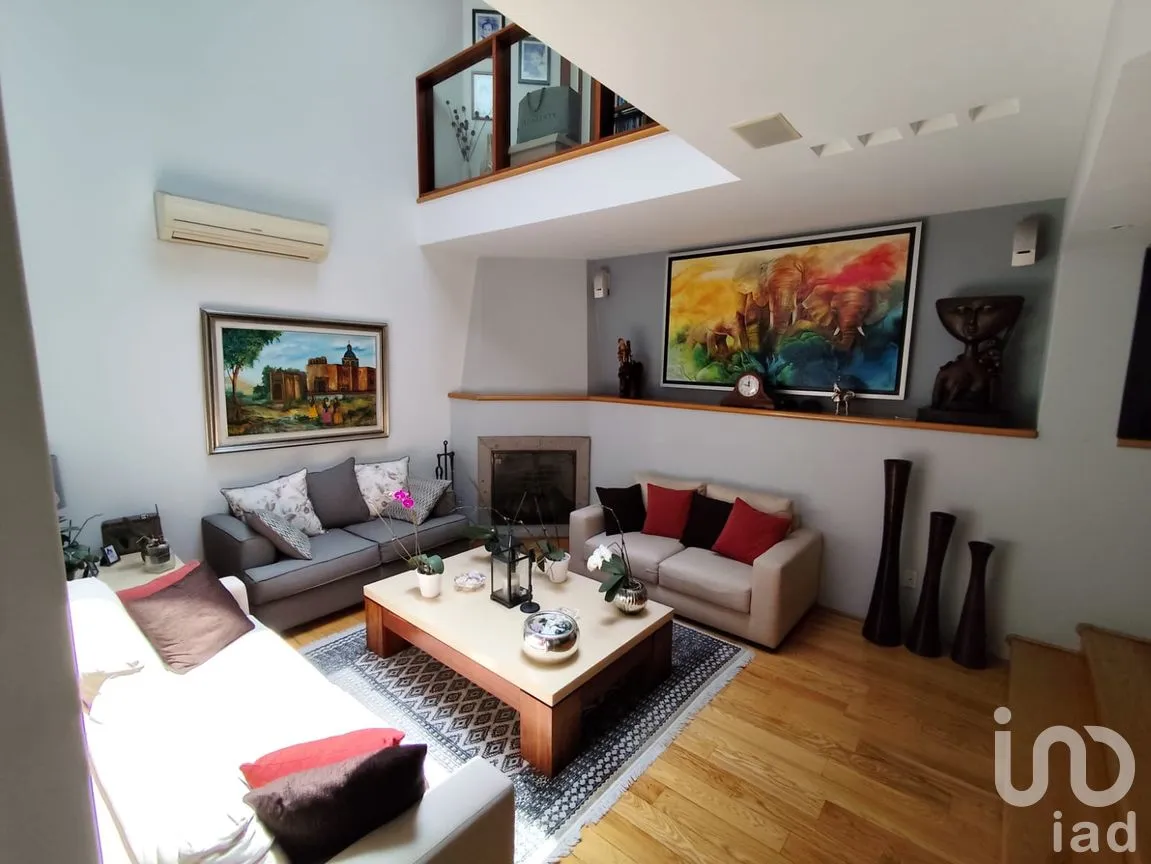 Casa en Venta en Jardines del Pedregal, Álvaro Obregón, Ciudad de México | NEX-247830 | iad México | Foto 2 de 24