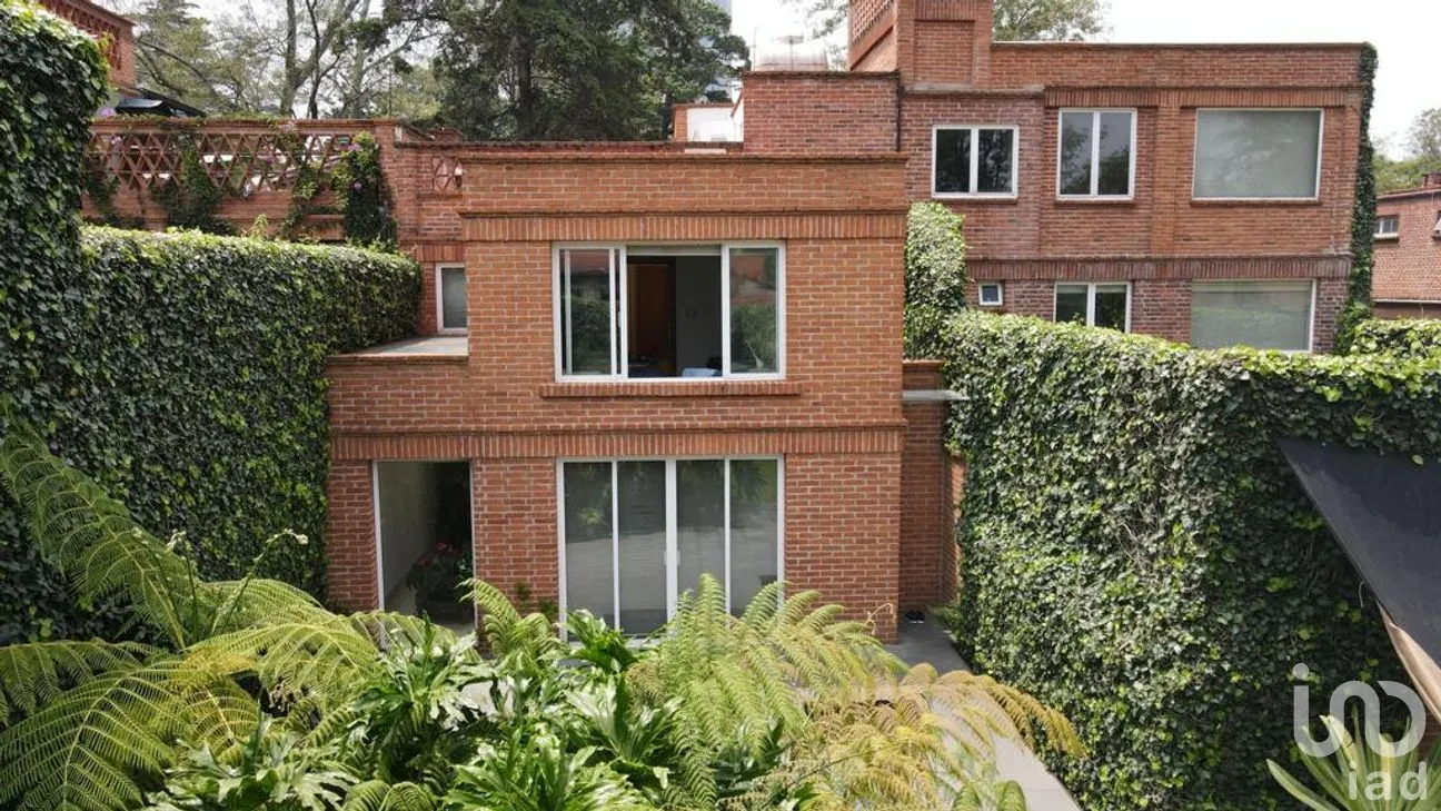 Casa en Venta en San Ángel Inn, Álvaro Obregón, Ciudad de México | NEX-259766 | iad México | Foto 1 de 20