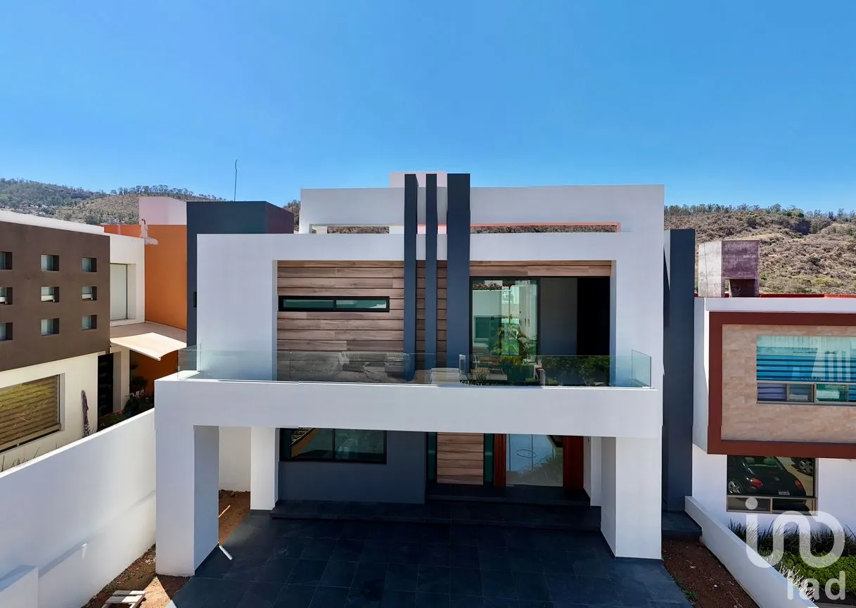Casa en Venta en Fray Antonio de San Miguel Iglesias, Morelia, Michoacán de Ocampo | NEX-244314 | iad México | Foto 2 de 21
