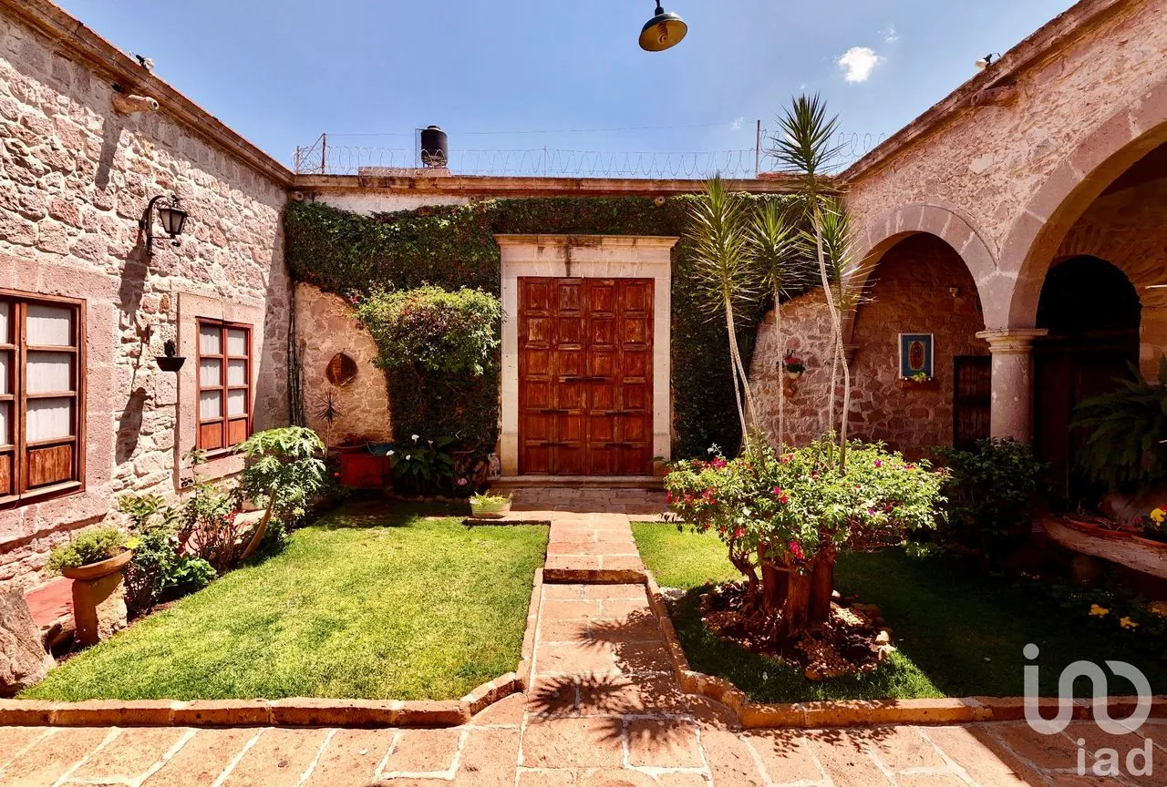 Casa en Venta en Centro Histórico, Morelia, Michoacán de Ocampo | NEX-246791 | iad México | Foto 3 de 24