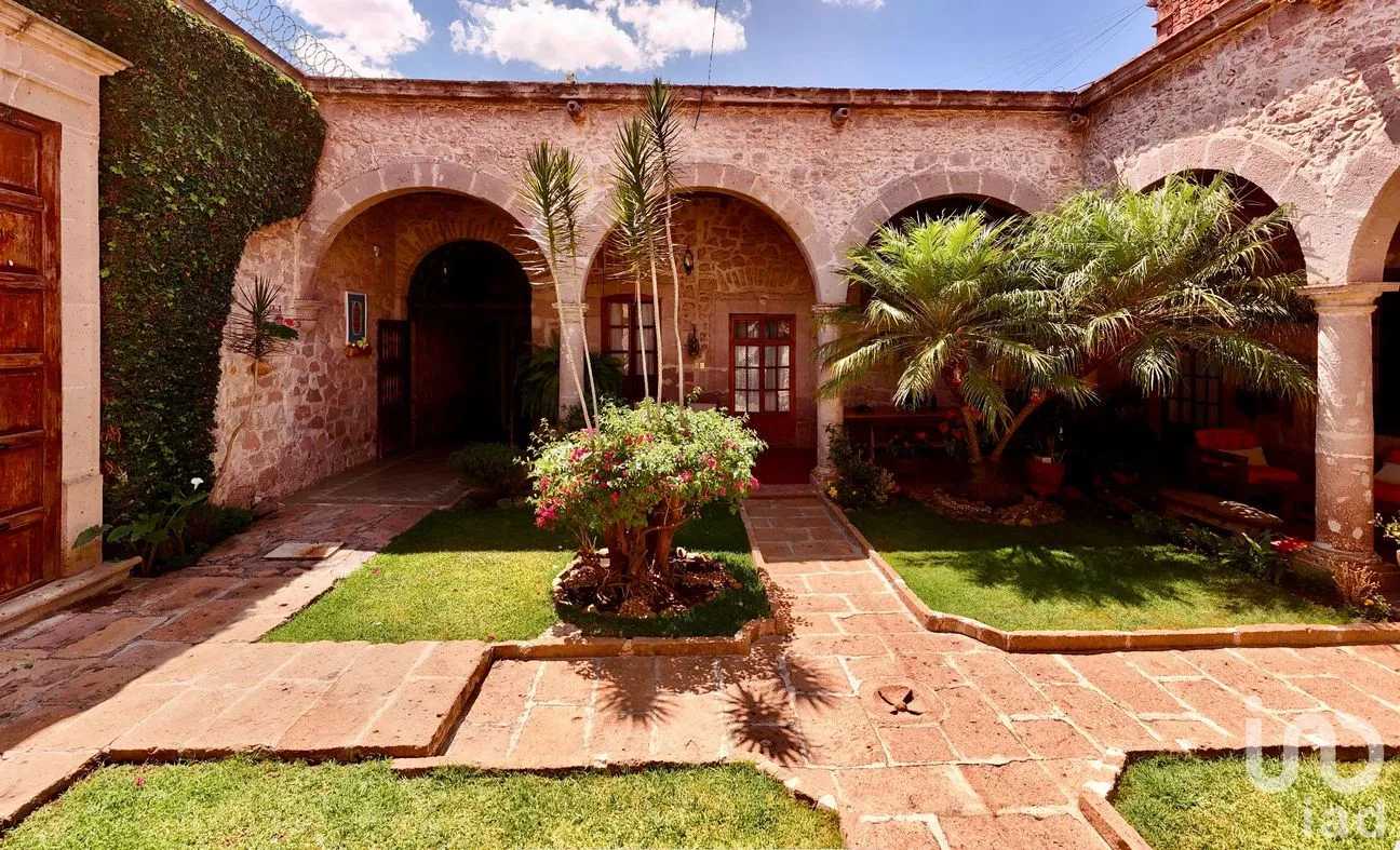 Casa en Venta en Centro Histórico, Morelia, Michoacán de Ocampo | NEX-246791 | iad México | Foto 6 de 24