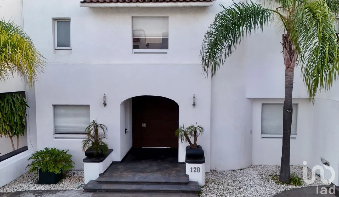 Casa en Venta en Altos del Durazno, Morelia, Michoacán de Ocampo | NEX-261507 | iad México | Foto 2 de 56