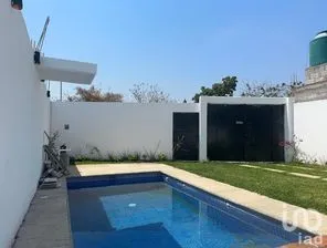 NEX-239382 - Casa en Venta, con 3 recamaras, con 2 baños, con 140 m2 de construcción en Kilómetro 88, CP 62846, Morelos.