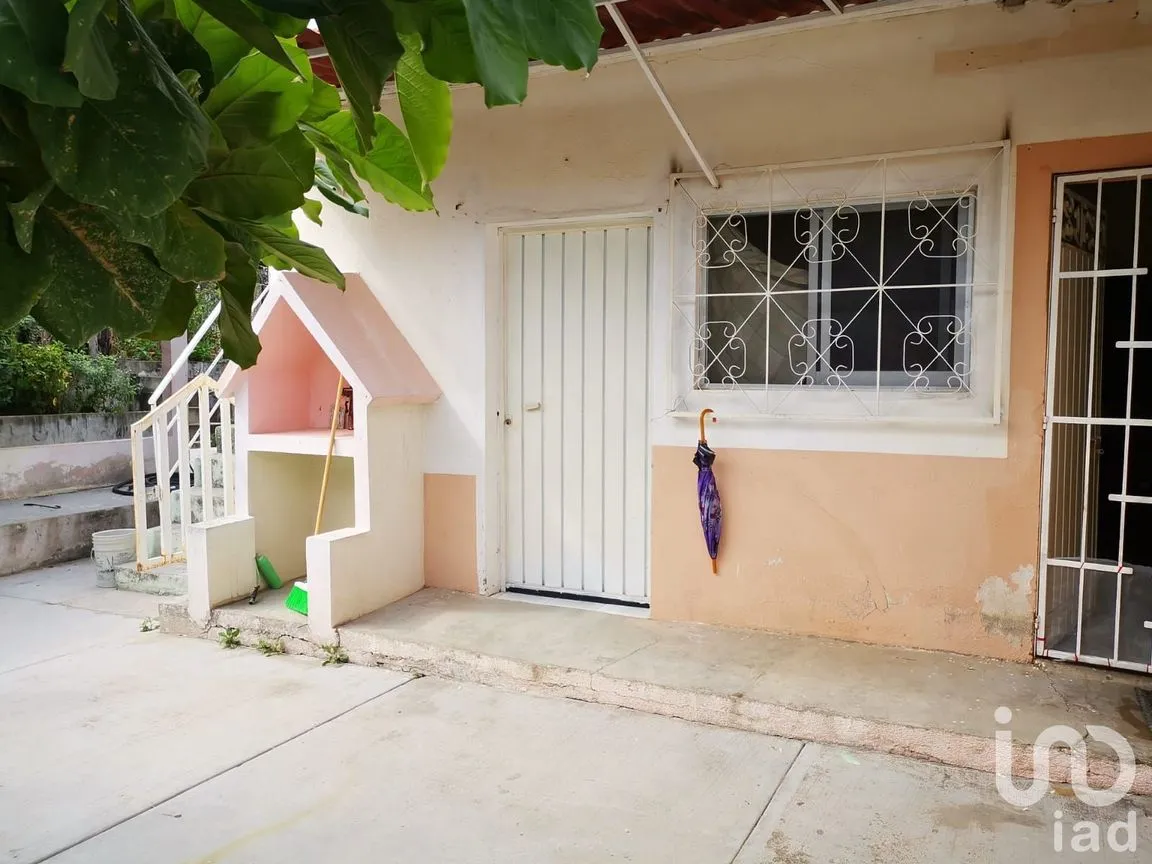 Casa en Venta en Cuajicuinalpa Centro, Cuajinicuilapa, Guerrero | NEX-249684 | iad México | Foto 6 de 9