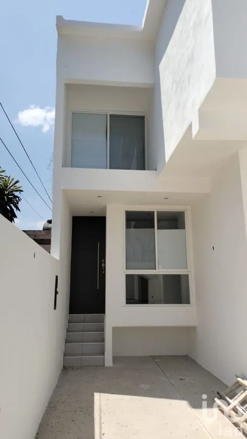 Casa en Venta en Vista Hermosa, Cuernavaca, Morelos | NEX-261934 | iad México | Foto 2 de 11