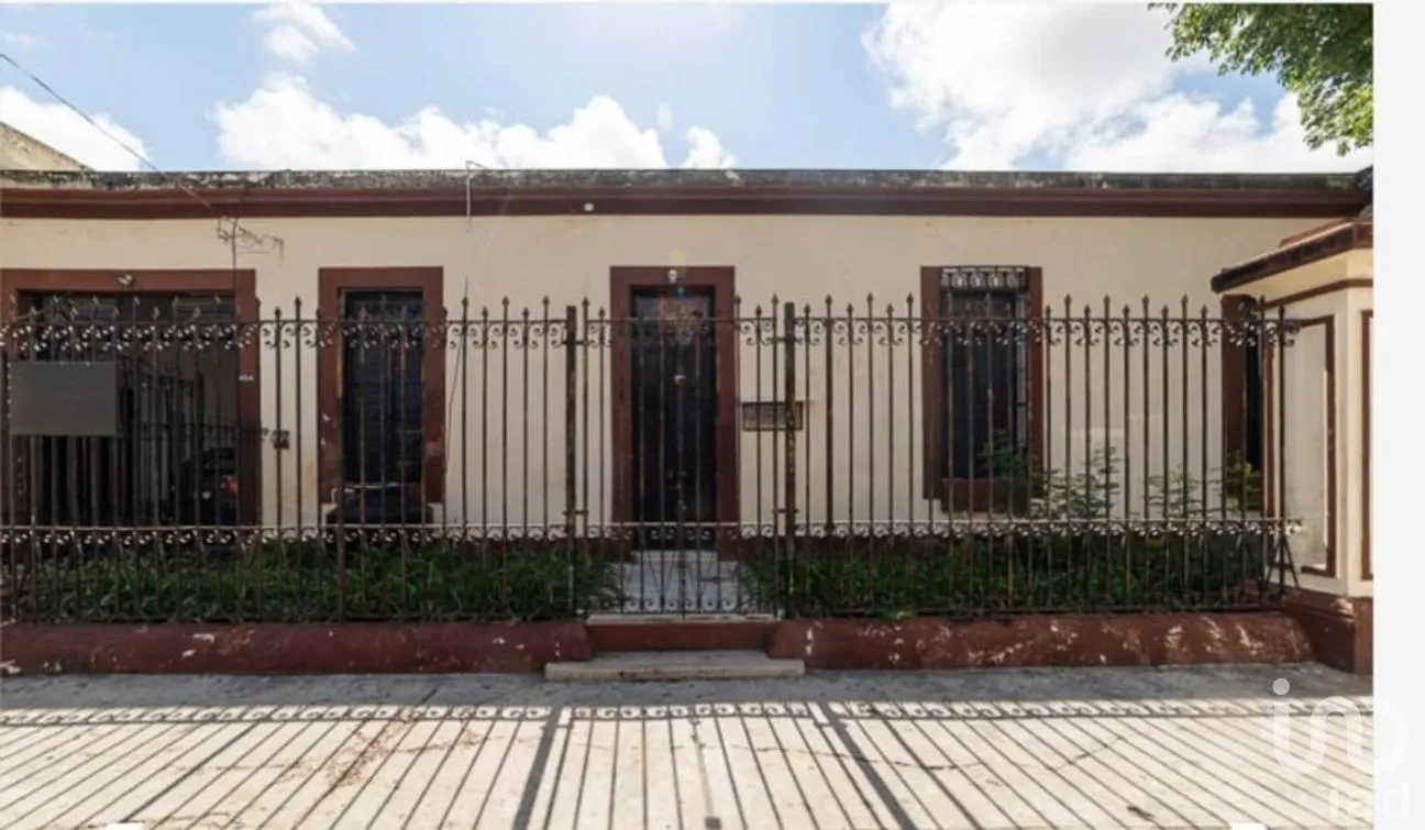 Casa en Venta en Mérida Centro, Mérida, Yucatán | NEX-290902 | iad México | Foto 1 de 16
