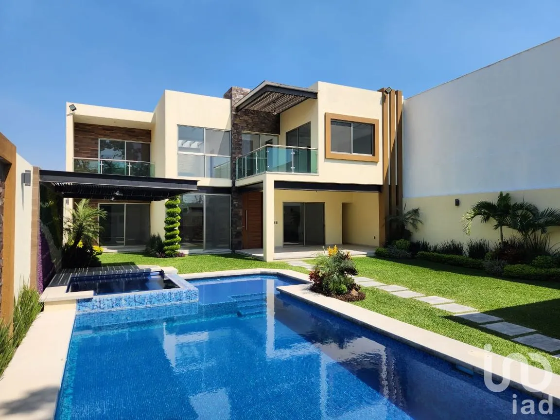 Casa en Venta en Vista Hermosa, Cuernavaca, Morelos | NEX-293322 | iad México | Foto 1 de 24