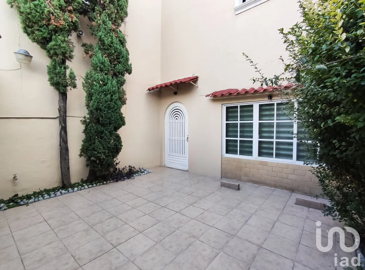 Casa en Venta en Guadalupe Insurgentes, Gustavo A. Madero, Ciudad de México | NEX-255850 | iad México | Foto 2 de 22