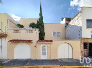 NEX-255850 - Casa en Venta, con 3 recamaras, con 2 baños, con 281 m2 de construcción en Guadalupe Insurgentes, CP 07870, Ciudad de México.