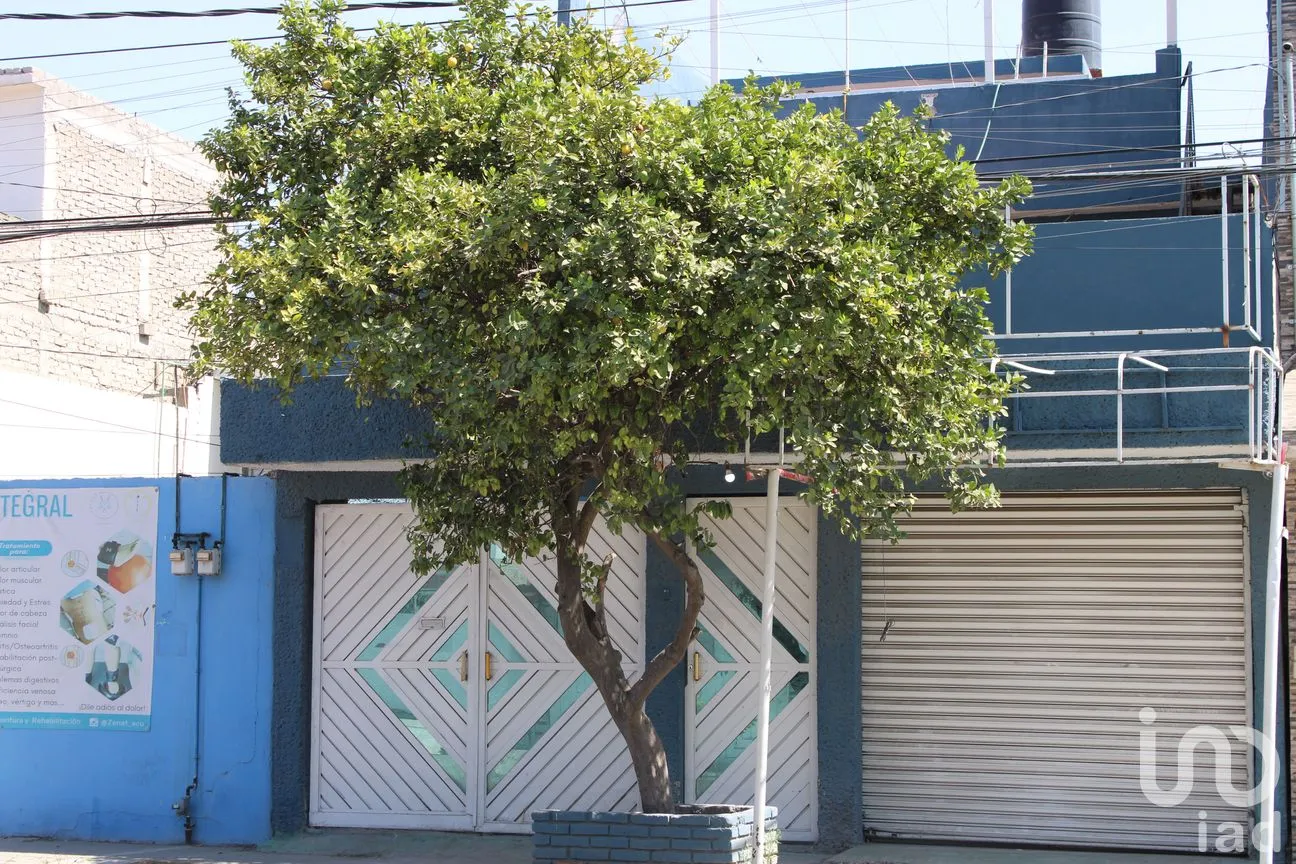 Casa en Venta en Jardines de Cerro Gordo, Ecatepec de Morelos, México | NEX-283797 | iad México | Foto 1 de 19