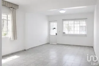 NEX-291309 - Casa en Renta, con 3 recamaras, con 1 baño, con 130 m2 de construcción en Magdalena de las Salinas, CP 07760, Ciudad de México.