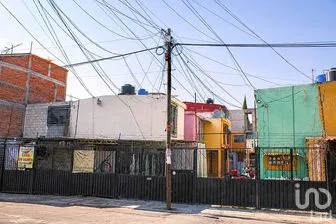 NEX-292692 - Casa en Venta, con 3 recamaras, con 1 baño, con 103 m2 de construcción en Jardines de Ecatepec, CP 55040, México.