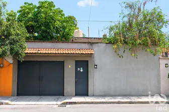 NEX-299528 - Casa en Venta, con 4 recamaras, con 2 baños, con 123 m2 de construcción en Zona Escolar Oriente, CP 07239, Ciudad de México.