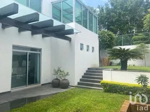 NEX-185665 - Casa en Renta, con 3 recamaras, con 3 baños, con 360 m2 de construcción en Olivos Residencial, CP 45019, Jalisco.