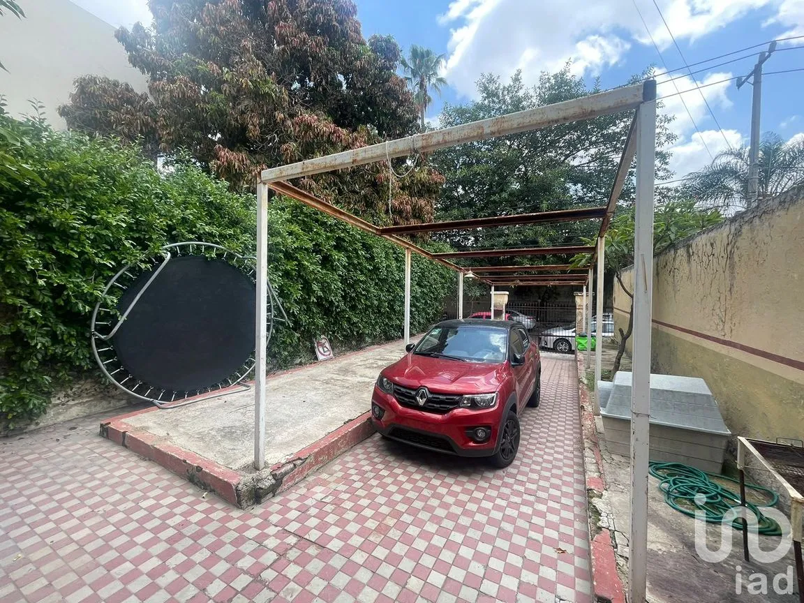 Casa en Venta en Ladrón de Guevara, Guadalajara, Jalisco | NEX-245574 | iad México | Foto 2 de 16