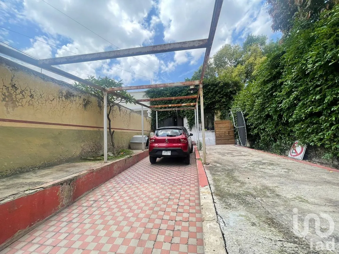 Casa en Venta en Ladrón de Guevara, Guadalajara, Jalisco | NEX-245574 | iad México | Foto 2 de 16