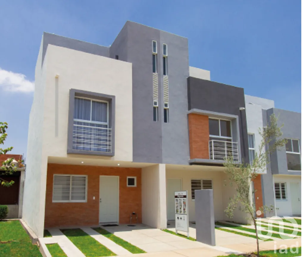 Casa en Venta en Parques de Tesistán, Zapopan, Jalisco | NEX-287799 | iad México | Foto 2 de 23