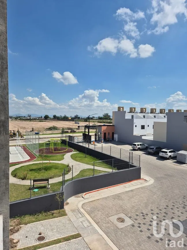 Casa en Venta en Parques del Bosque, San Pedro Tlaquepaque, Jalisco | NEX-289590 | iad México | Foto 9 de 17
