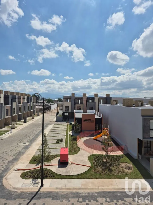 Casa en Venta en Parques del Bosque, San Pedro Tlaquepaque, Jalisco | NEX-289590 | iad México | Foto 10 de 17