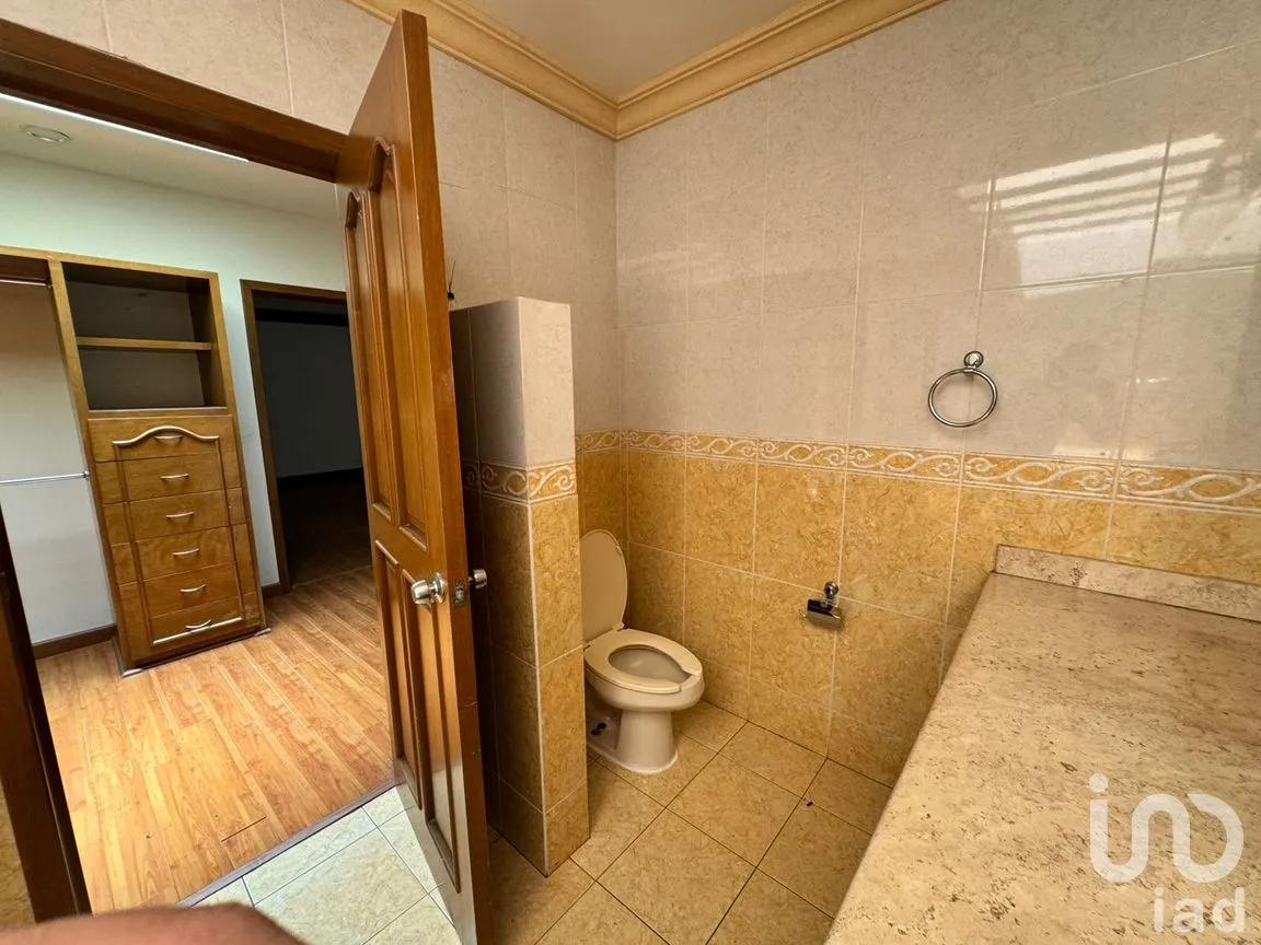 Casa en Venta en Valle Real, Zapopan, Jalisco | NEX-294397 | iad México | Foto 5 de 31