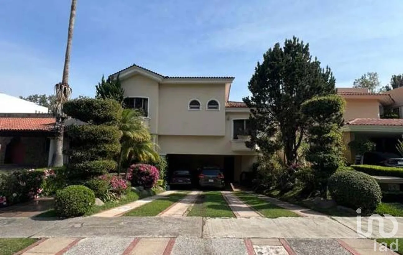 Casa en Venta en Valle Real, Zapopan, Jalisco | NEX-297305 | iad México | Foto 1 de 20