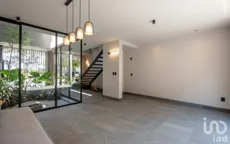 NEX-299272 - Casa en Venta, con 3 recamaras, con 2 baños, con 200 m2 de construcción.