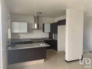 NEX-35598 - Casa en Venta, con 3 recamaras, con 2 baños, con 135 m2 de construcción en Jardines Del Valle, CP 45138, Jalisco.