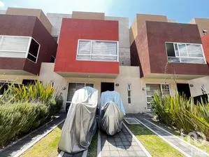 NEX-251976 - Casa en Venta, con 3 recamaras, con 2 baños, con 124 m2 de construcción en San Pedro Totoltepec, CP 50226, México.