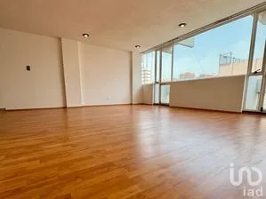 NEX-245231 - Departamento en Venta, con 2 recamaras, con 2 baños, con 105 m2 de construcción.