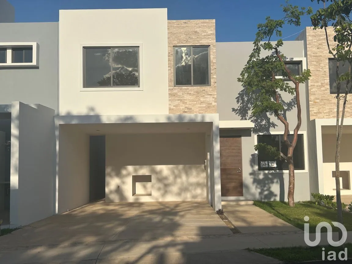 Casa en Venta en Caucel, Mérida, Yucatán | NEX-252624 | iad México | Foto 1 de 12