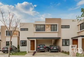 NEX-252638 - Casa en Venta, con 3 recamaras, con 2 baños, con 152 m2 de construcción.