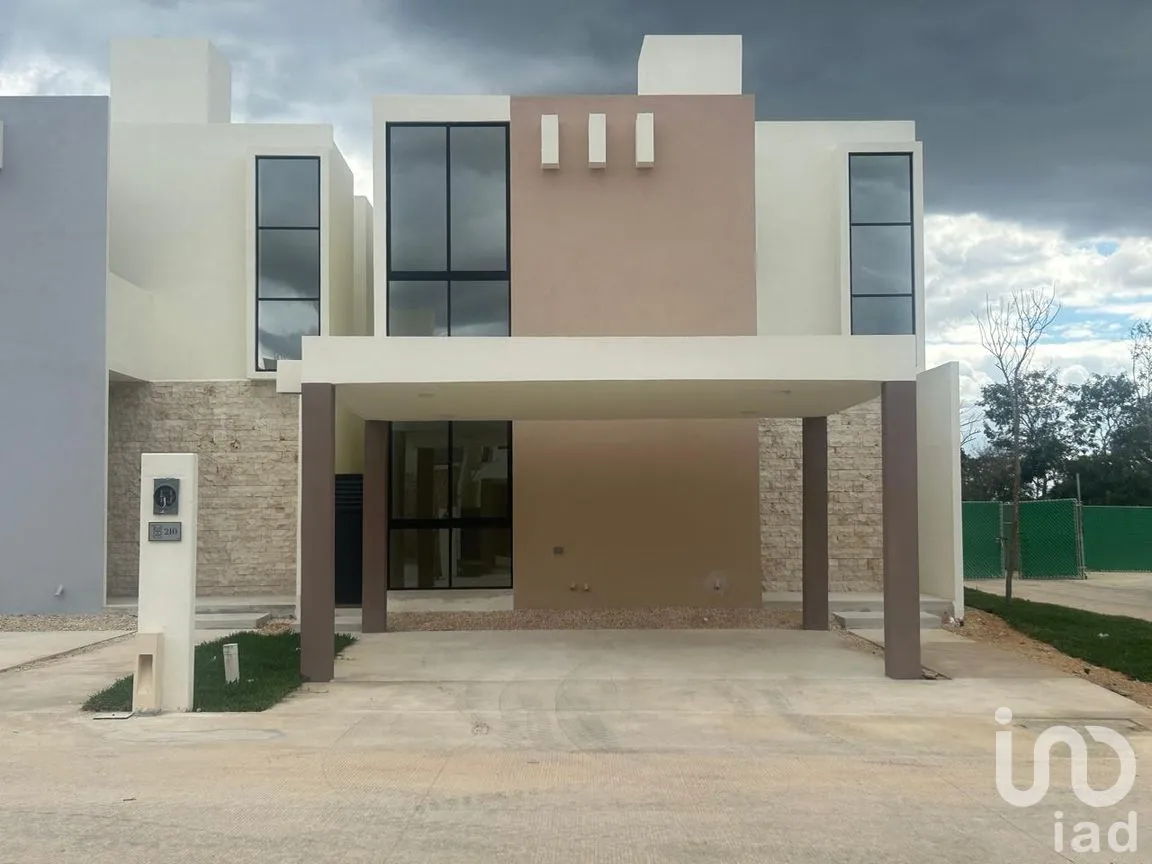 Casa en Venta en Conkal, Conkal, Yucatán | NEX-291270 | iad México | Foto 1 de 18
