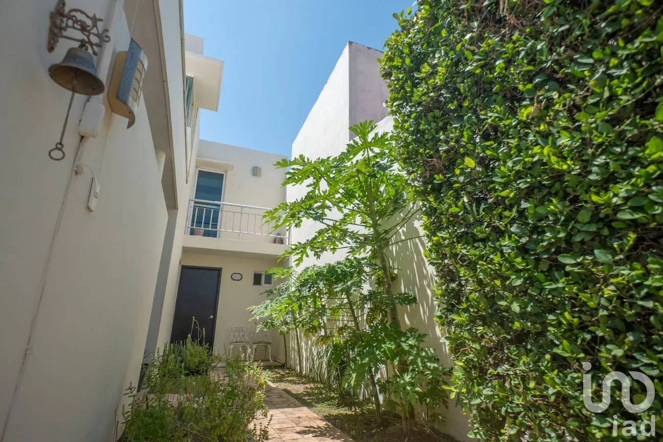 Casa en Venta en Chuburna de Hidalgo (La Floresta), Mérida, Yucatán | NEX-295852 | iad México | Foto 2 de 32