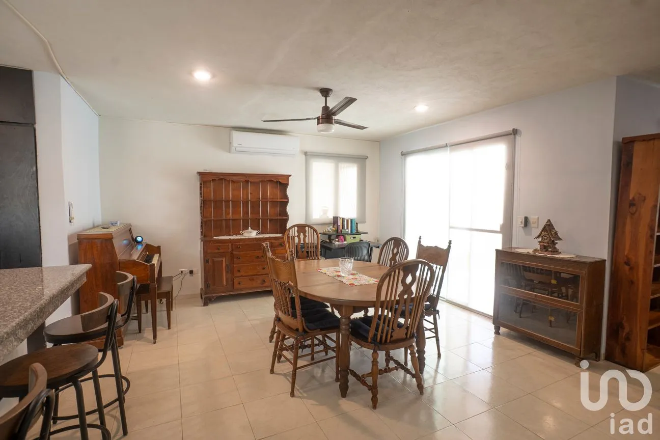 Casa en Venta en Chuburna de Hidalgo (La Floresta), Mérida, Yucatán | NEX-295852 | iad México | Foto 8 de 32