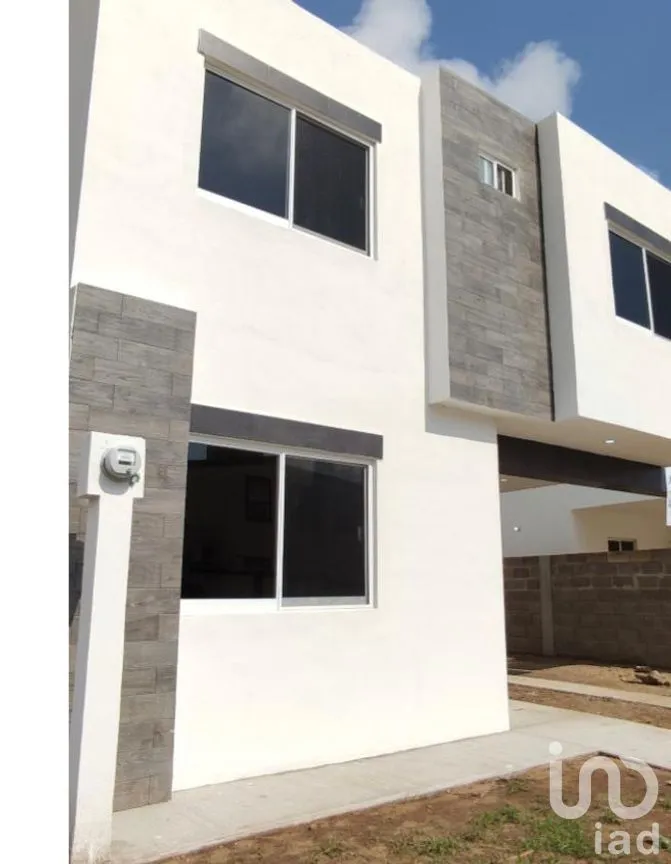 Casa en Venta en Campbell, Tampico, Tamaulipas | NEX-246223 | iad México | Foto 1 de 14