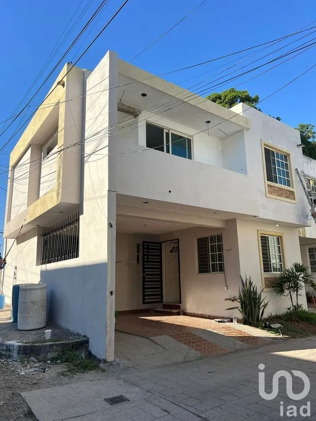 Casa en Venta en Loma del Gallo, Ciudad Madero, Tamaulipas | NEX-253095 | iad México | Foto 3 de 3